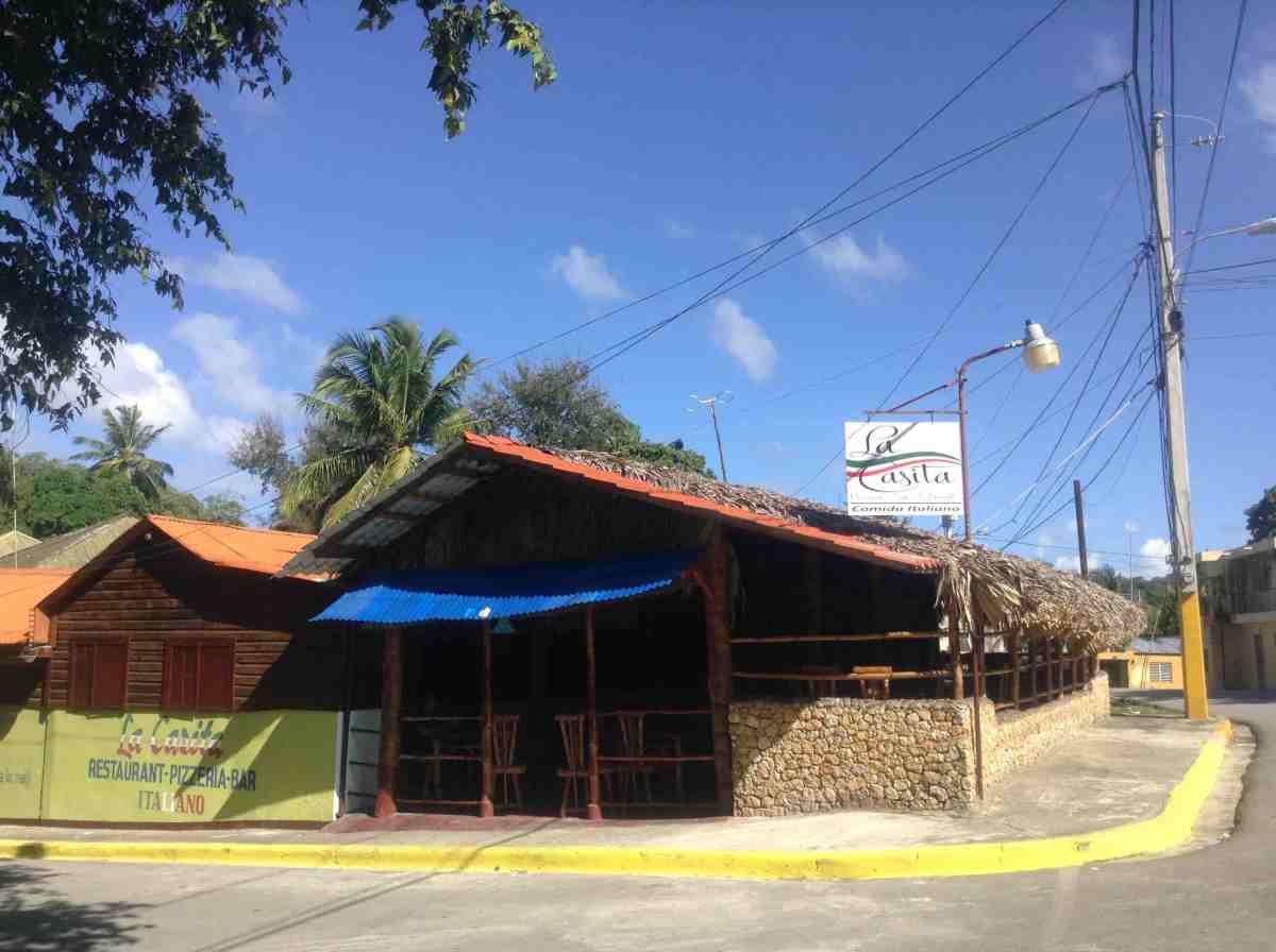 casita pizza restaurant pueblo république dominicaine tourisme río san juan mi maría trinidad sánchez
