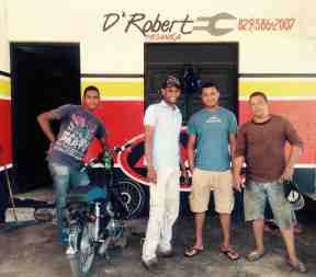 robert-mecanico-motor-riosanjuan-miriosanjuan